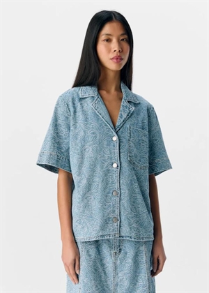 Mirwa ss denim skjorte Light Blue Denim Object 